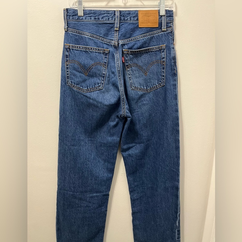 Levi's High Rise Straight Leg Jeans - Dark Blue Wash - Picture 11 of 16